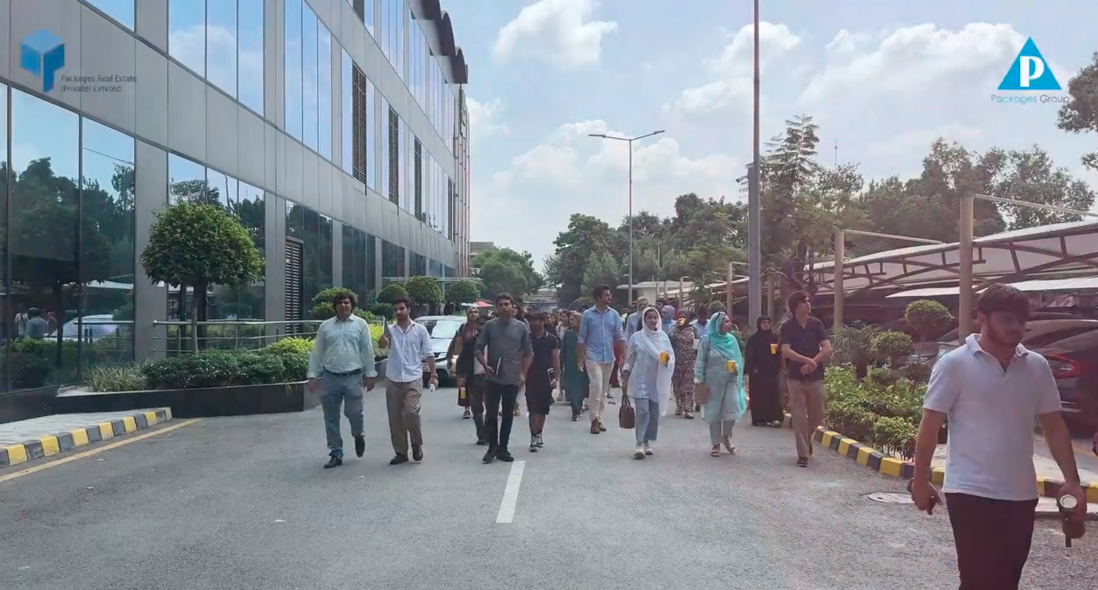 Students from NCA visited Packages Mall for an educational tour